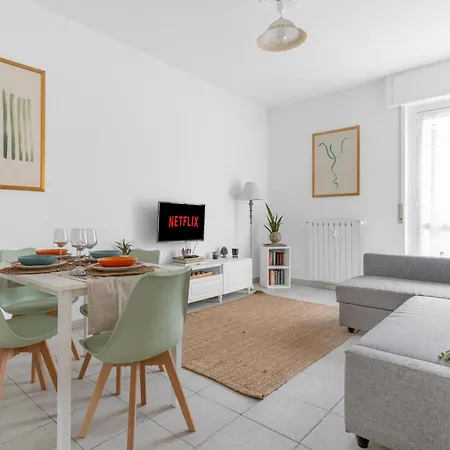 Casa Sibilla - Balcony Apartment, 7min Linate & Arena, Fast Wifi Mailand