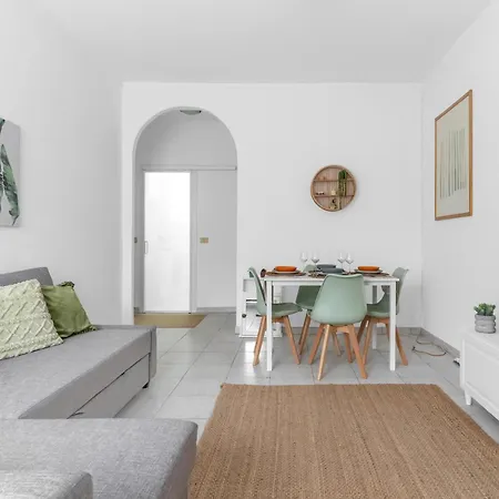 Casa Sibilla - Balcony Apartment, 7min Linate & Arena, Fast Wifi Apartment *